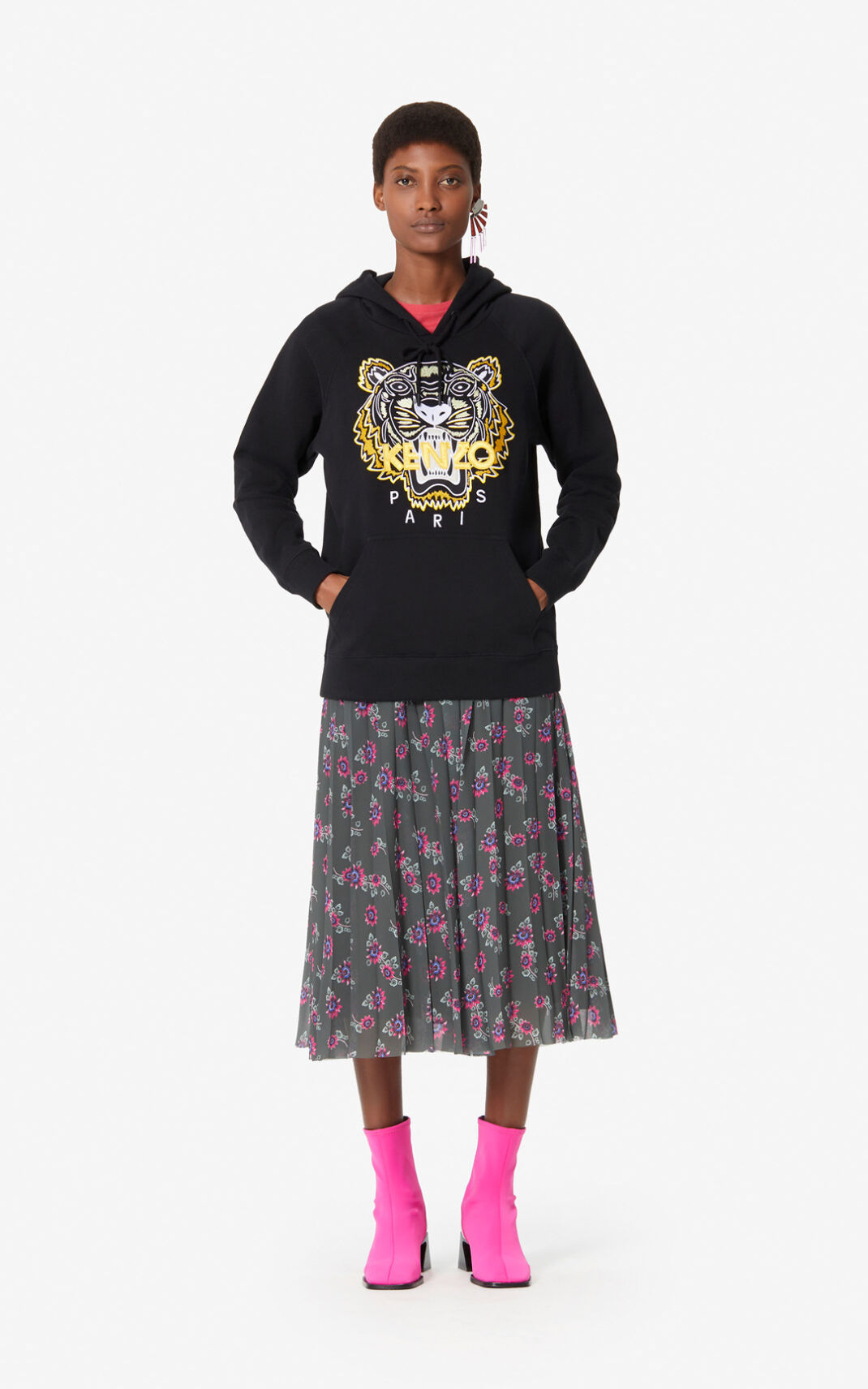 Moletom Kenzo Tiger Feminino - Pretas | 490MVXDGN